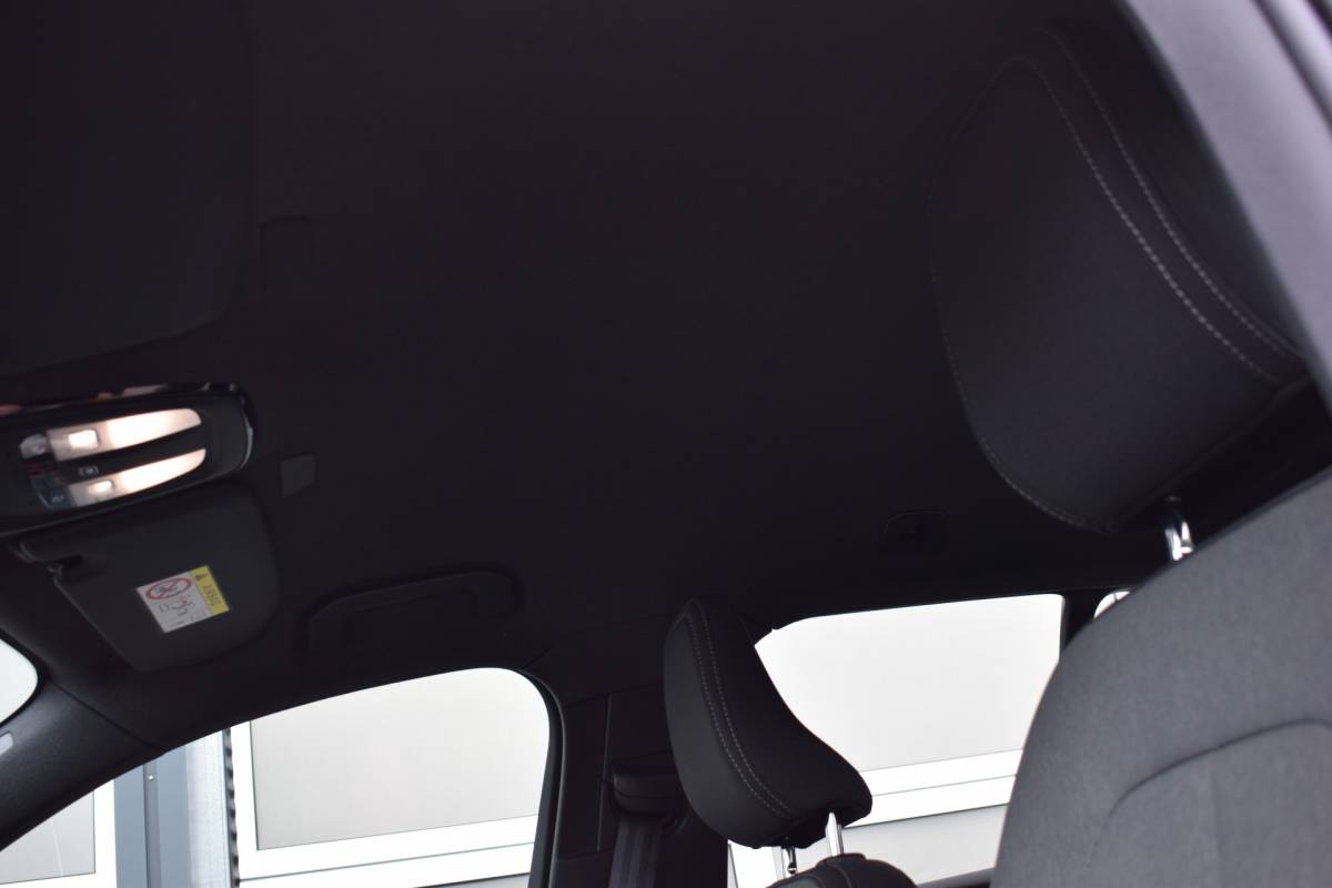 Volvo XC40 Volvo XC40 2.0 B3 Core | Camera | ACC | 4cilinder!  apple carplay | android auto