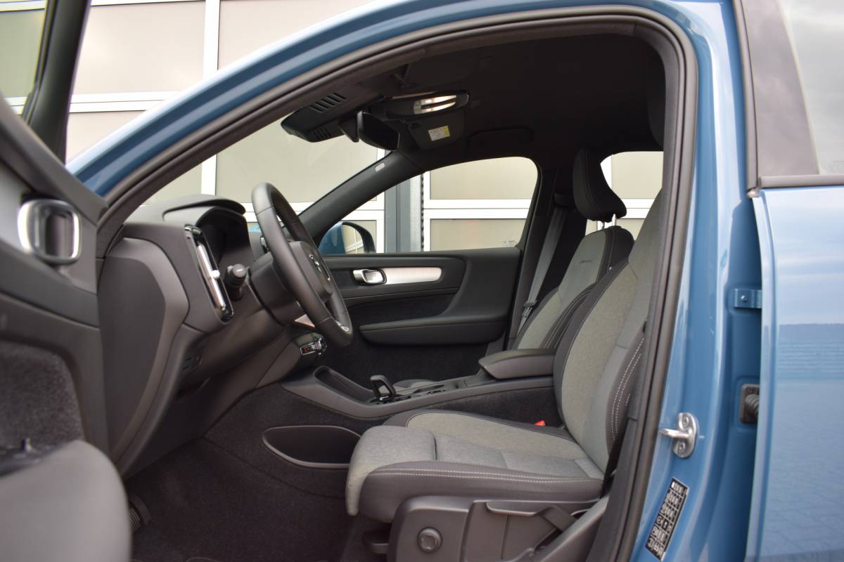 Volvo XC40 Volvo XC40 2.0 B3 Core | Camera | ACC | 4cilinder!  apple carplay | android auto