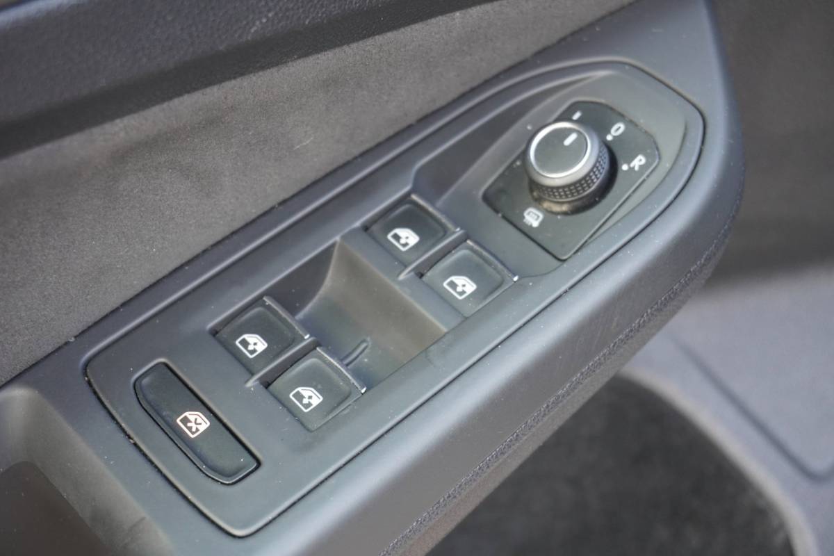 Volkswagen Golf Volkswagen Golf Variant 1.5 eTSI Style | Automaat | Airco | Navigatie | Carplay | Elek. pakket | Vol opties | Inruil mogelijk