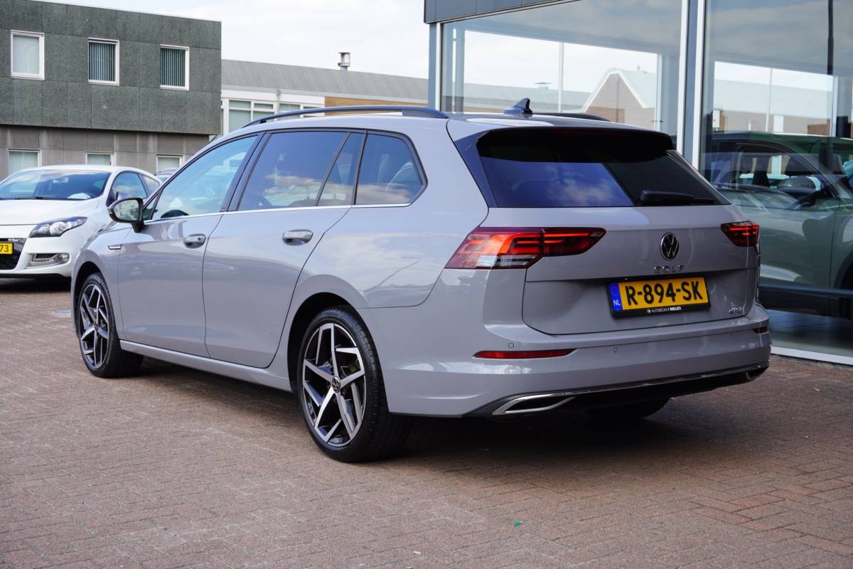 Volkswagen Golf Volkswagen Golf Variant 1.5 eTSI Style | Automaat | Airco | Navigatie | Carplay | Elek. pakket | Vol opties | Inruil mogelijk