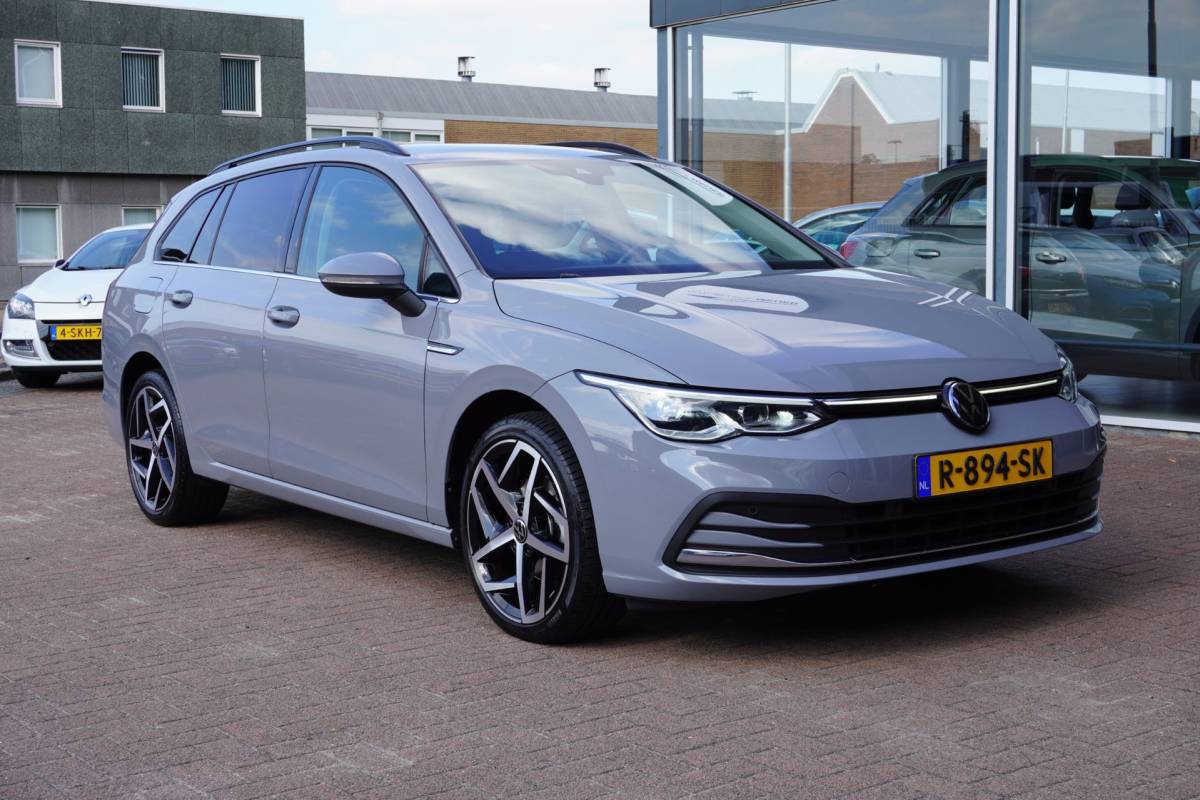 Volkswagen Golf Volkswagen Golf Variant 1.5 eTSI Style | Automaat | Airco | Navigatie | Carplay | Elek. pakket | Vol opties | Inruil mogelijk