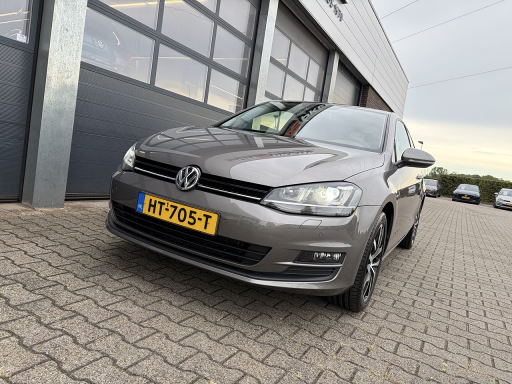 Volkswagen Golf VOLKSWAGEN GOLF 1.4 TSI 150pk ACT 3-drs Business Edition