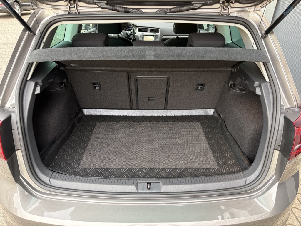 Volkswagen Golf VOLKSWAGEN GOLF 1.4 TSI 150pk ACT 3-drs Business Edition
