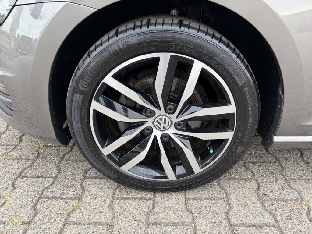 Volkswagen Golf VOLKSWAGEN GOLF 1.4 TSI 150pk ACT 3-drs Business Edition