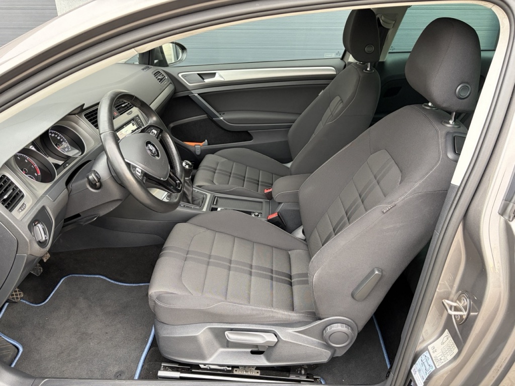 Volkswagen Golf VOLKSWAGEN GOLF 1.4 TSI 150pk ACT 3-drs Business Edition