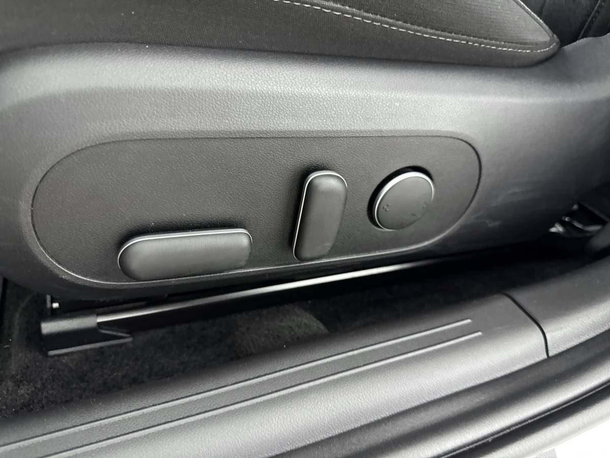 Hyundai IONIQ 6 Hyundai IONIQ 6 – Connect 77.4 kWh // DEALERONDERHOUDEN // ELECTRISCHE ACHTERKLEP //