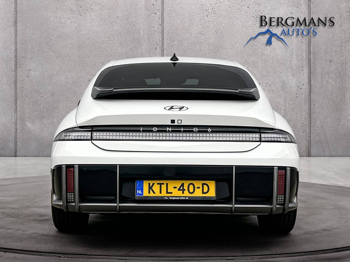 Hyundai IONIQ 6 Hyundai IONIQ 6 – Connect 77.4 kWh // DEALERONDERHOUDEN // ELECTRISCHE ACHTERKLEP //