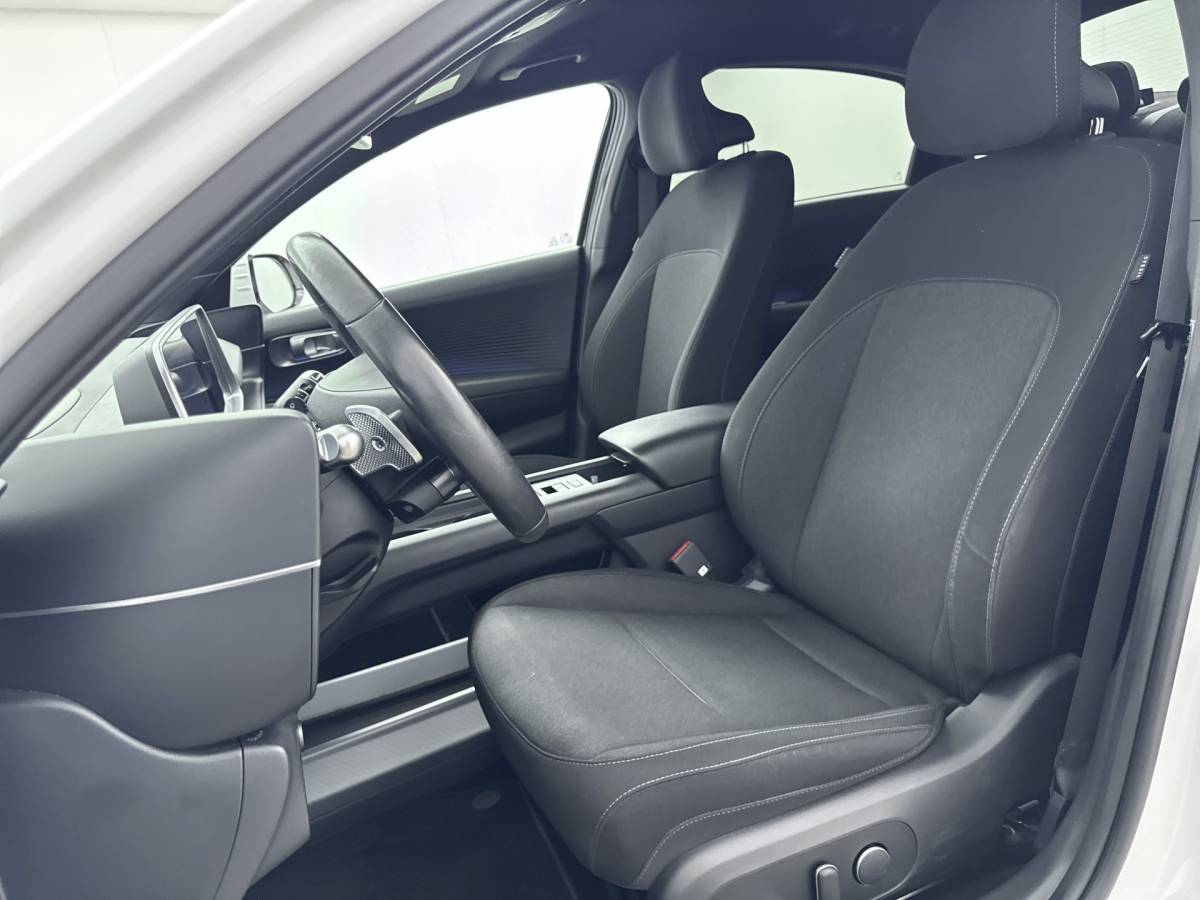 Hyundai IONIQ 6 Hyundai IONIQ 6 – Connect 77.4 kWh // DEALERONDERHOUDEN // ELECTRISCHE ACHTERKLEP //