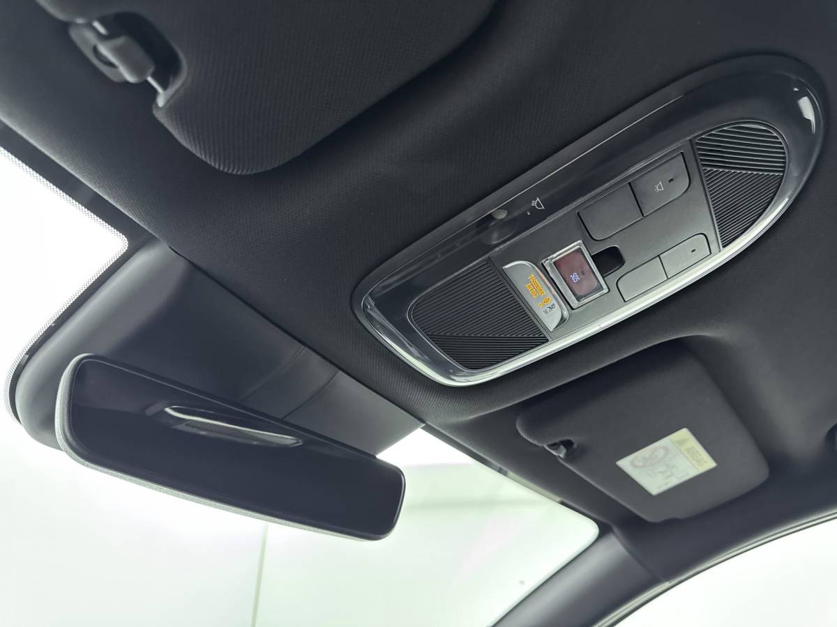 Hyundai IONIQ 6 Hyundai IONIQ 6 – Connect 77.4 kWh // DEALERONDERHOUDEN // ELECTRISCHE ACHTERKLEP //