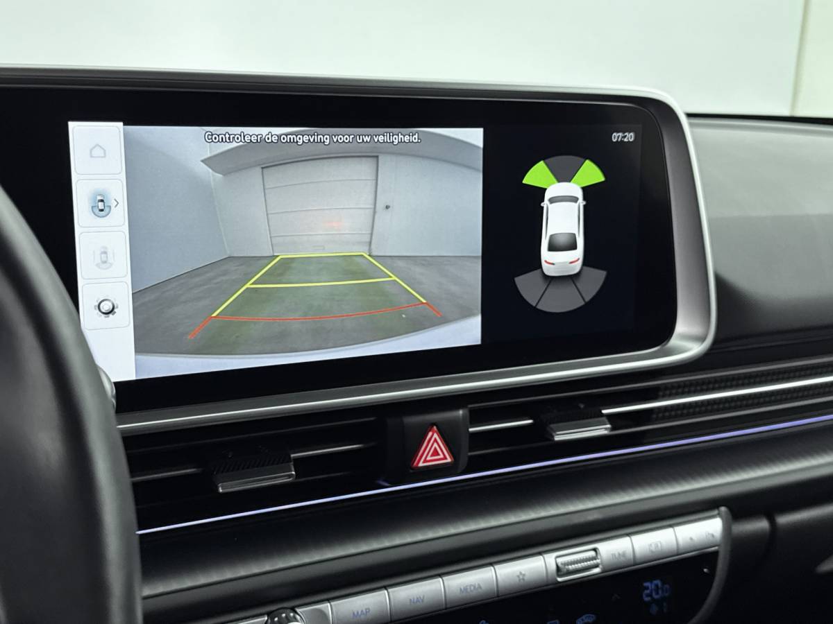 Hyundai IONIQ 6 Hyundai IONIQ 6 – Connect 77.4 kWh // DEALERONDERHOUDEN // ELECTRISCHE ACHTERKLEP //