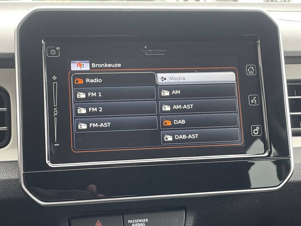 Suzuki Ignis Suzuki Ignis 1.2 Smart Hybrid Style Navigatie, Climate Control, Cruise Control, 16″Lm, Keyless Entry, Achteruitrijcamera