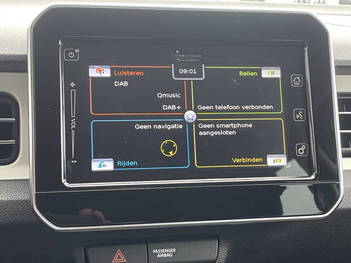 Suzuki Ignis Suzuki Ignis 1.2 Smart Hybrid Style Navigatie, Climate Control, Cruise Control, 16″Lm, Keyless Entry, Achteruitrijcamera