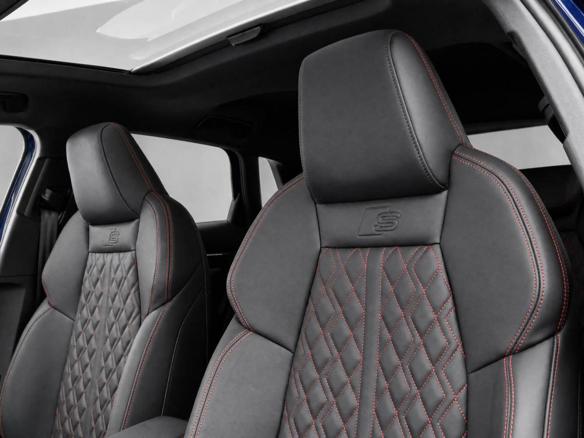 Audi A3 Audi A3 Sportback 45 TFSIe 272pk S-Tronic S edition Competition · Panoramadak · Camera · Lederen Bekleding · Elek. Achterklep · Elek. Bestuurdersstoel + Geheugen · Garantie t/m 26-10-2030 of 100.000km