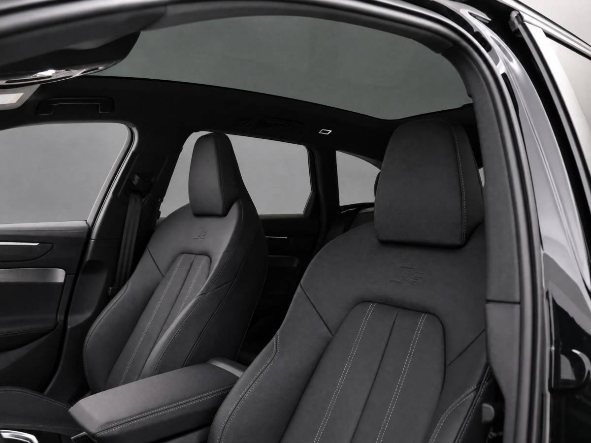 Audi A6 Audi A6 Avant 2.0 367pk e-hybrid Quattro S edition Competition · Glazendak · Luchtvering · B&O Audio · Wegklapbare Trekhaak · Elek. Stuur · Elek. Voorstoel · 21” Inch · Garantie t/m 07-12-2030 of 100.000km