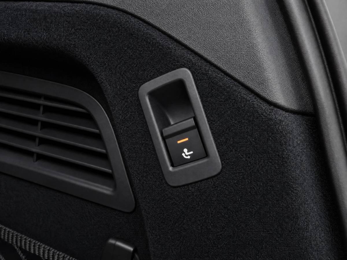 Audi A6 Audi A6 Avant 2.0 367pk e-hybrid Quattro S edition Competition · Glazendak · Luchtvering · B&O Audio · Wegklapbare Trekhaak · Elek. Stuur · Elek. Voorstoel · 21” Inch · Garantie t/m 07-12-2030 of 100.000km