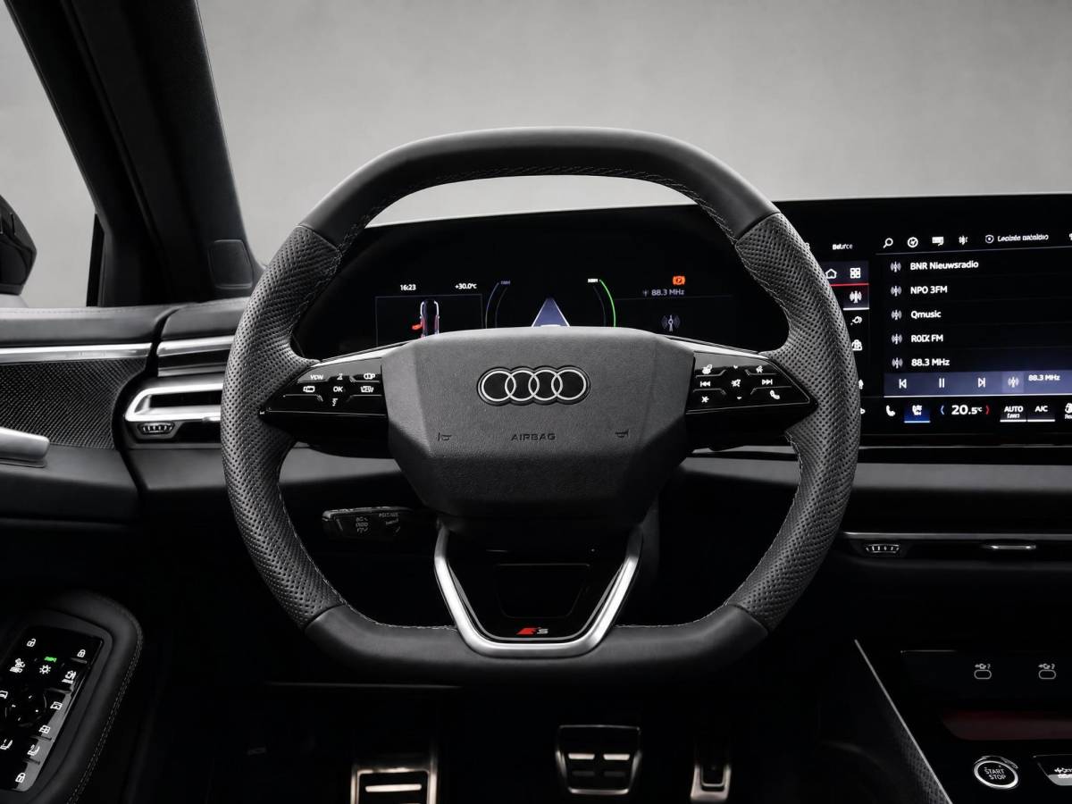 Audi A6 Audi A6 Avant 2.0 367pk e-hybrid Quattro S edition Competition · Glazendak · Luchtvering · B&O Audio · Wegklapbare Trekhaak · Elek. Stuur · Elek. Voorstoel · 21” Inch · Garantie t/m 07-12-2030 of 100.000km