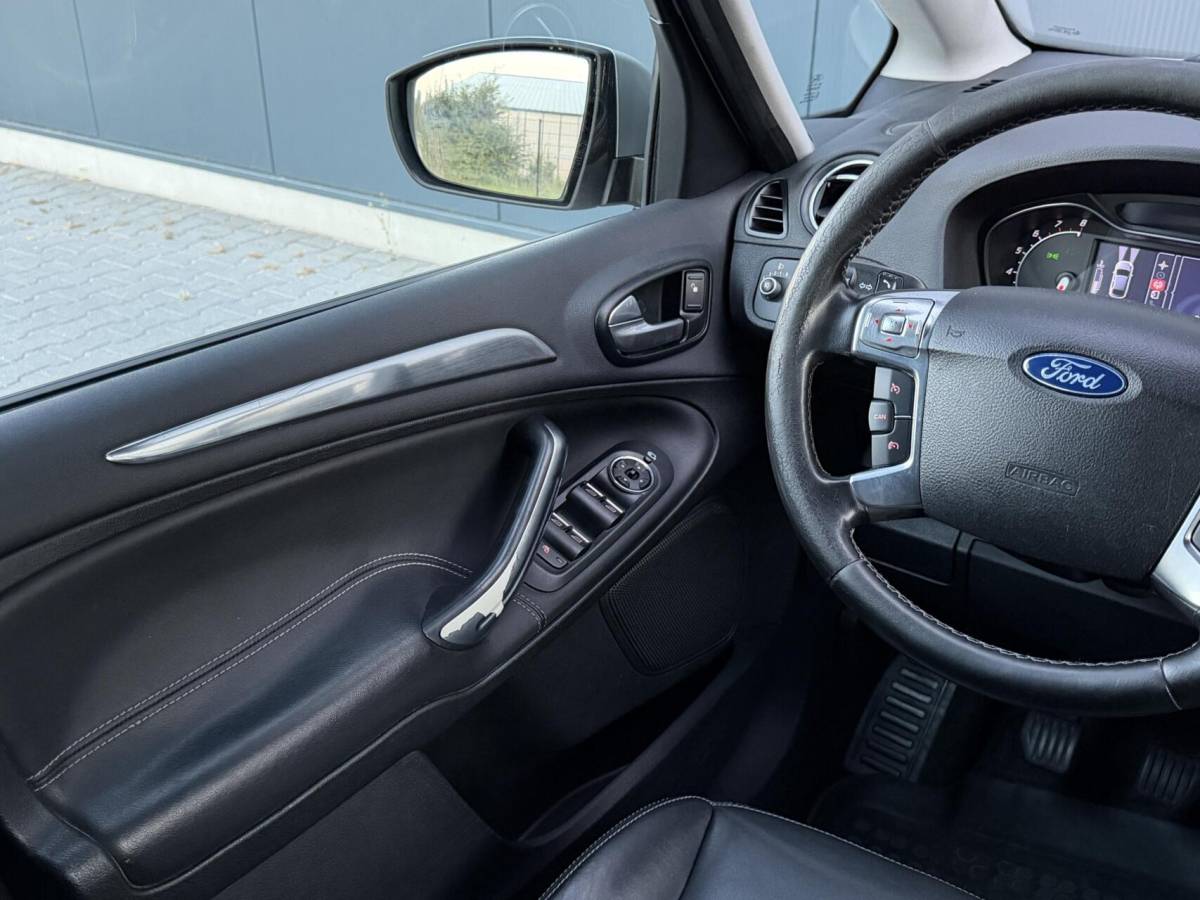 Ford S-Max Ford S-Max 1.6 EcoBoost Titanium Leder – Led – Navi – Clima – Keurige Auto