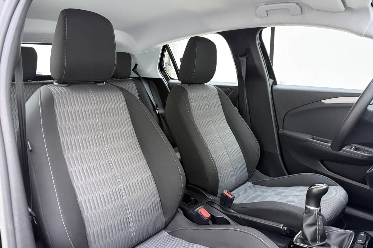 Opel Corsa Opel Corsa 1.2 Edition | Airco | Navigatie | Cruise Control | Apple Carplay & Android Auto | Parkeersensoren achter | 1e Eigenaar