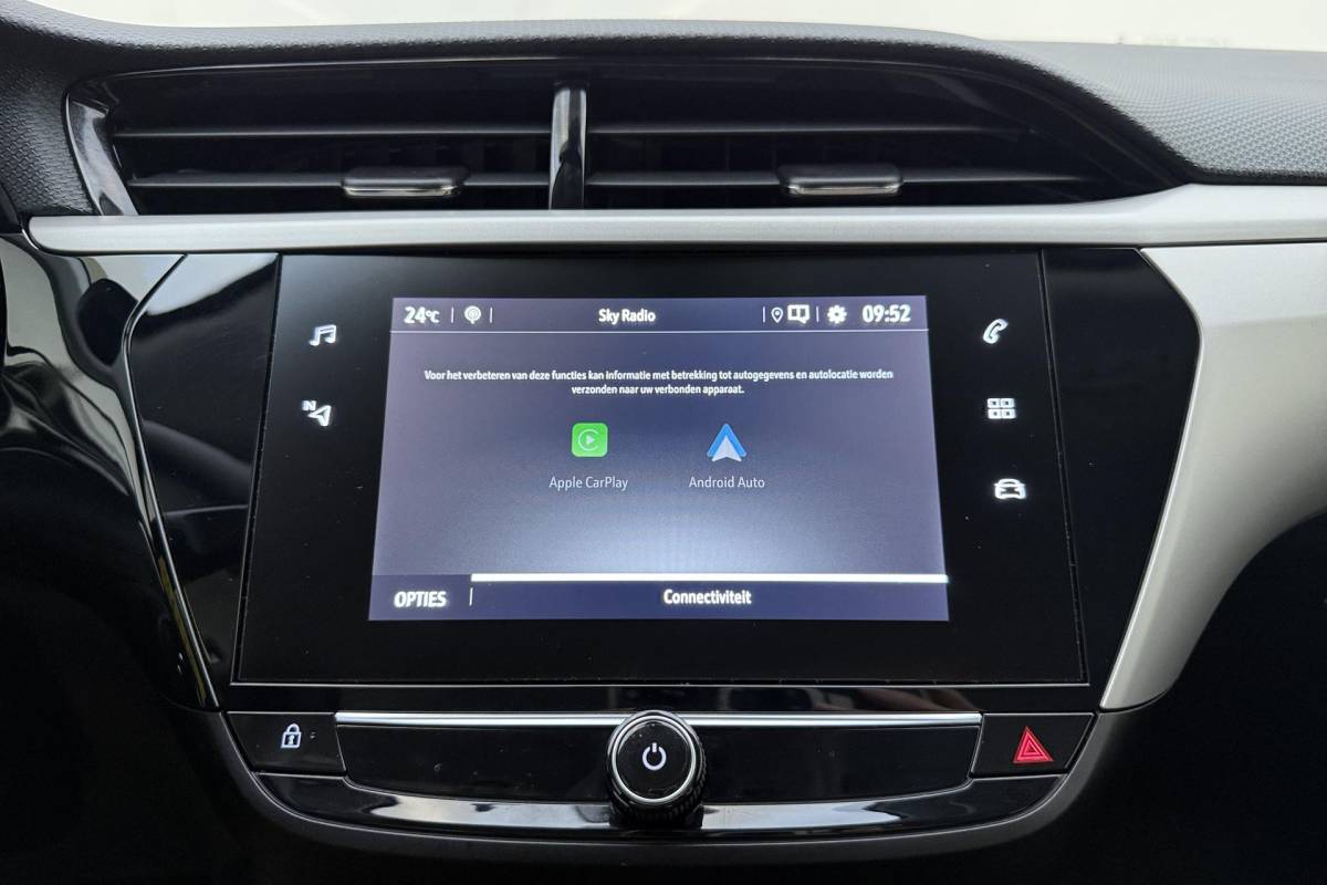 Opel Corsa Opel Corsa 1.2 Edition | Airco | Navigatie | Cruise Control | Apple Carplay & Android Auto | Parkeersensoren achter | 1e Eigenaar