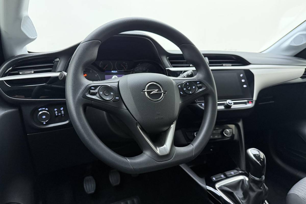 Opel Corsa Opel Corsa 1.2 Edition | Airco | Navigatie | Cruise Control | Apple Carplay & Android Auto | Parkeersensoren achter | 1e Eigenaar