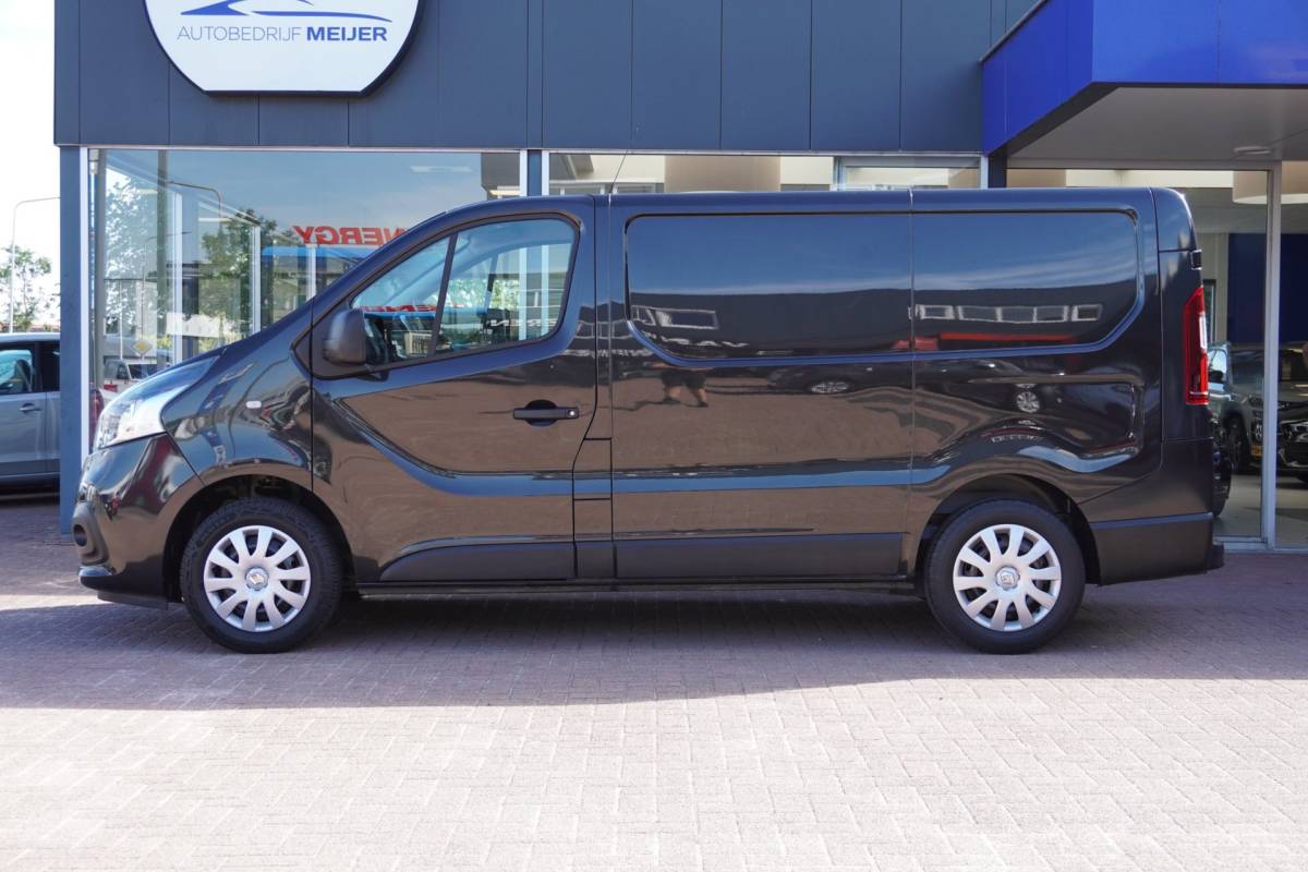 Renault Trafic Renault Trafic 1.6 dCi T27 L1H1 Work Edition Energy | 3 Zitter | 95.000KM | Airco | Navigatie | Zwart | 2019 | Inruil mogelijk