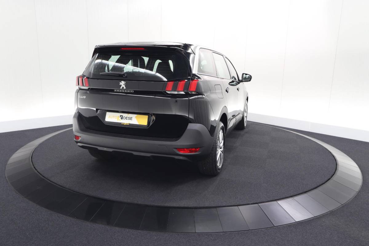 Peugeot 5008 Peugeot 5008 PureTech 130 EAT8 Active Pack Business | 7 Zitplaatsen | Camera | Navigatie | Apple Carplay | Parkeersensoren