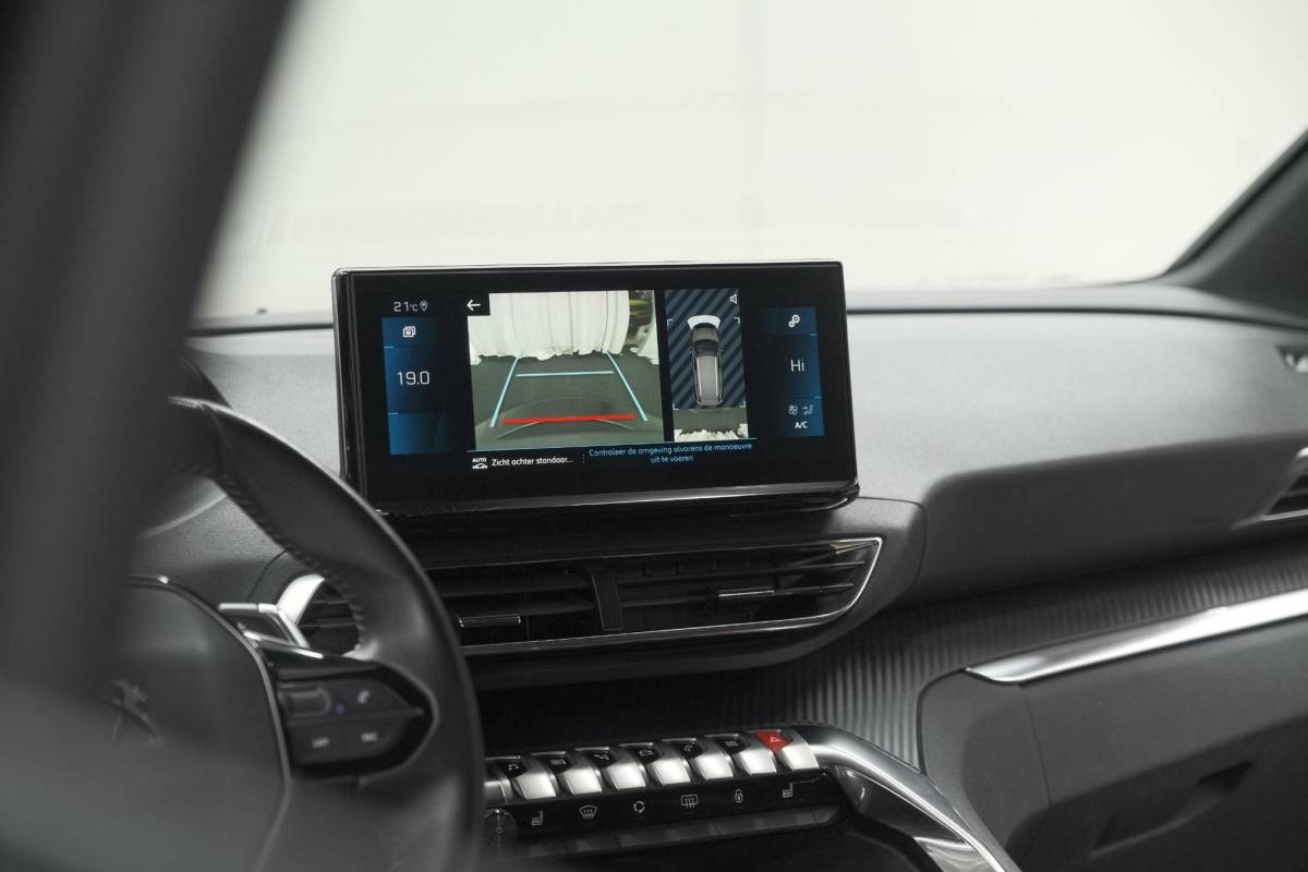 Peugeot 5008 Peugeot 5008 PureTech 130 EAT8 Active Pack Business | 7 Zitplaatsen | Camera | Navigatie | Apple Carplay | Parkeersensoren