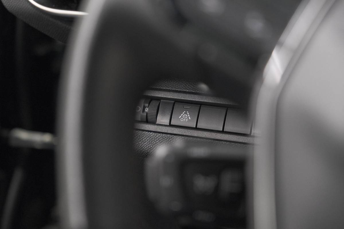 Peugeot 5008 Peugeot 5008 PureTech 130 EAT8 Active Pack Business | 7 Zitplaatsen | Camera | Navigatie | Apple Carplay | Parkeersensoren