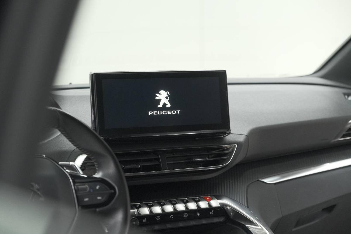 Peugeot 5008 Peugeot 5008 PureTech 130 EAT8 Active Pack Business | 7 Zitplaatsen | Camera | Navigatie | Apple Carplay | Parkeersensoren