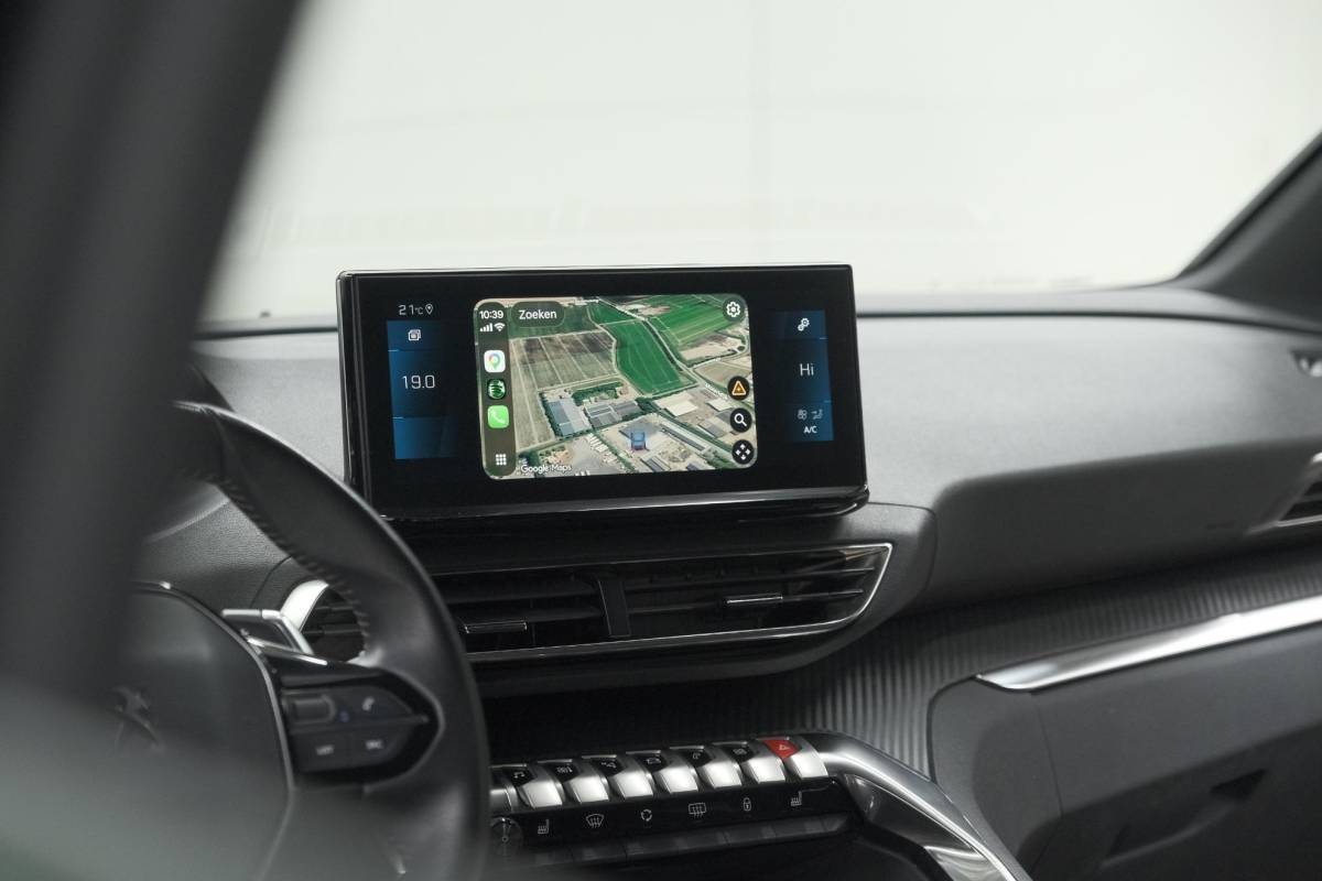 Peugeot 5008 Peugeot 5008 PureTech 130 EAT8 Active Pack Business | 7 Zitplaatsen | Camera | Navigatie | Apple Carplay | Parkeersensoren