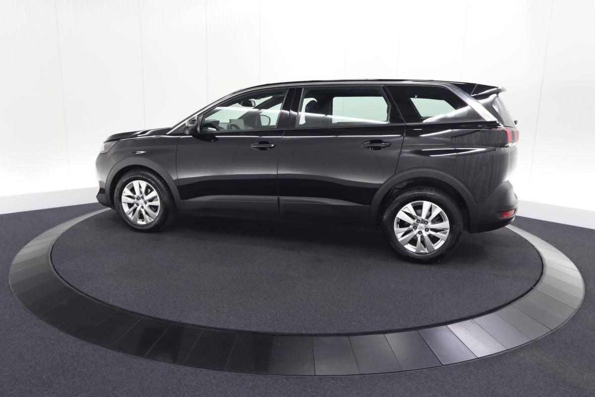 Peugeot 5008 Peugeot 5008 PureTech 130 EAT8 Active Pack Business | 7 Zitplaatsen | Camera | Navigatie | Apple Carplay | Parkeersensoren