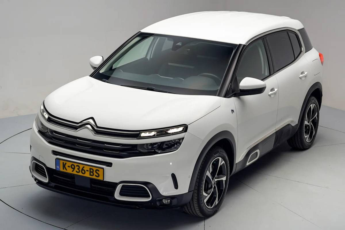 Citroën C5 Aircross Citroen C5 Aircross 1.6 Plug-in Hybrid 225 ë-Series [ camera virtual display ]