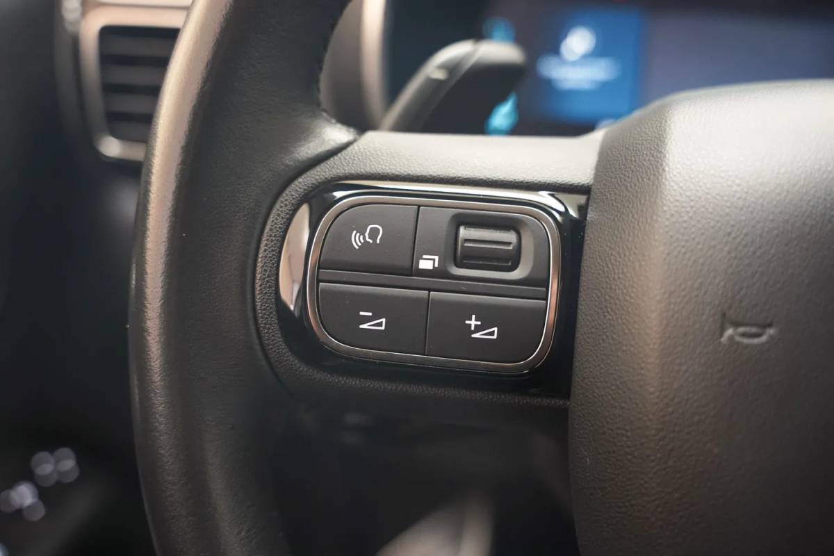 Citroën C5 Aircross Citroen C5 Aircross 1.6 Plug-in Hybrid 225 ë-Series [ camera virtual display ]