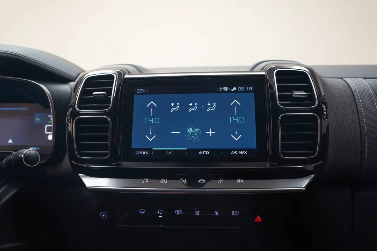 Citroën C5 Aircross Citroen C5 Aircross 1.6 Plug-in Hybrid 225 ë-Series [ camera virtual display ]