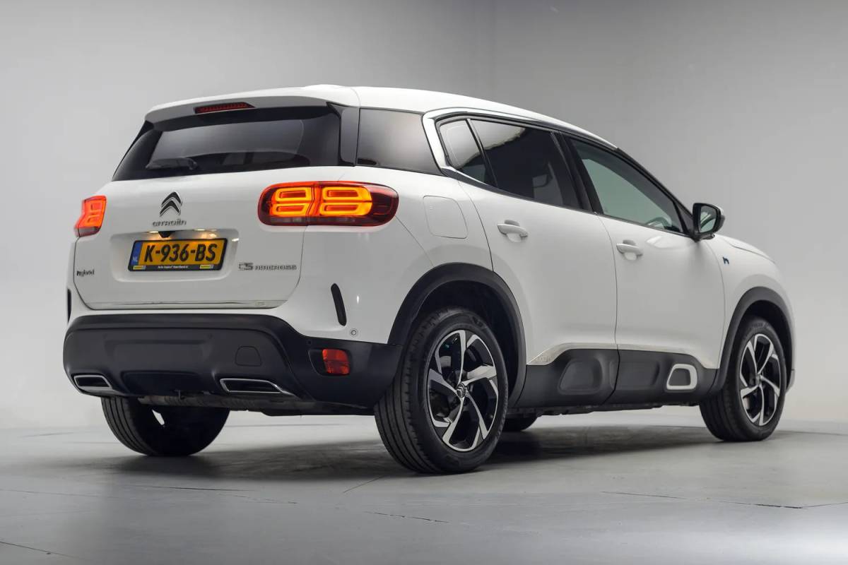 Citroën C5 Aircross Citroen C5 Aircross 1.6 Plug-in Hybrid 225 ë-Series [ camera virtual display ]