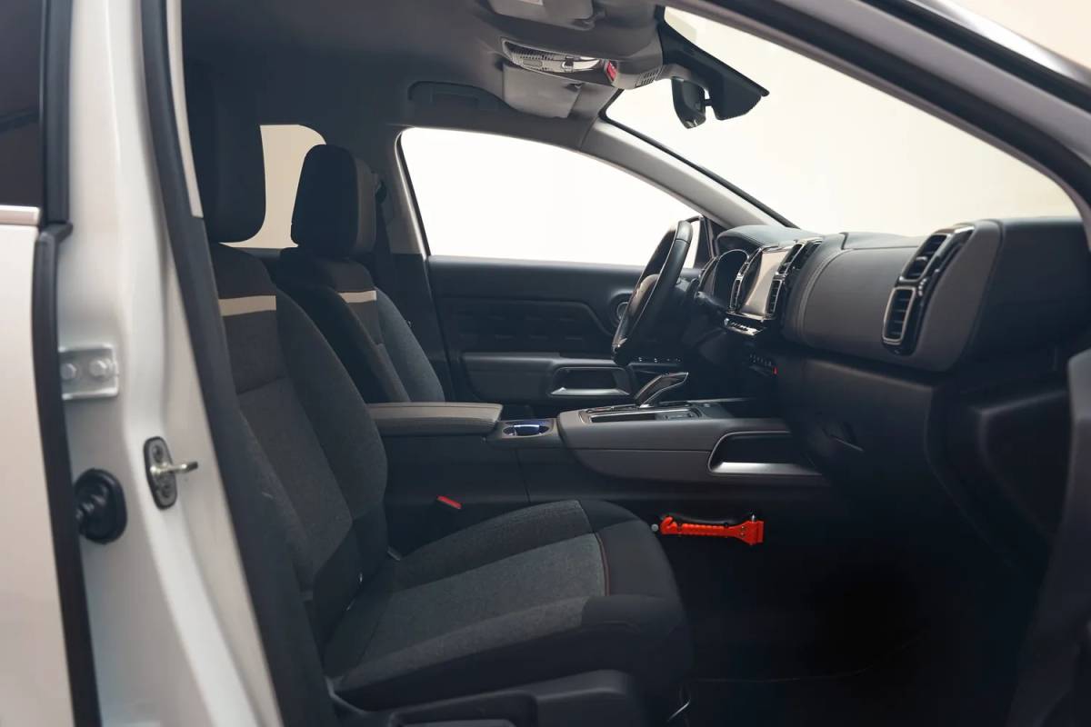 Citroën C5 Aircross Citroen C5 Aircross 1.6 Plug-in Hybrid 225 ë-Series [ camera virtual display ]
