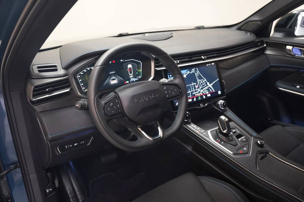 Lynk & Co 01 Lynk & Co 01 1.5 PHEV [ Zwarte hemel Panorama 360°-Camera Keyless ]