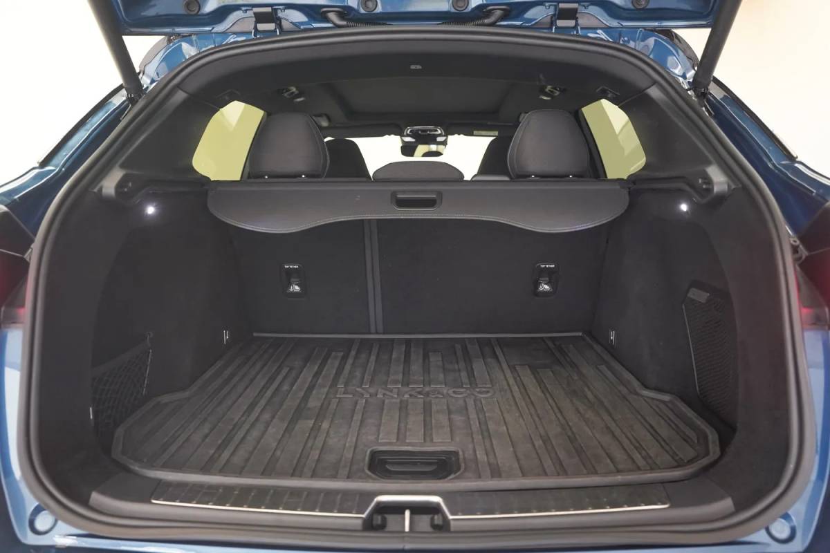Lynk & Co 01 Lynk & Co 01 1.5 PHEV [ Zwarte hemel Panorama 360°-Camera Keyless ]