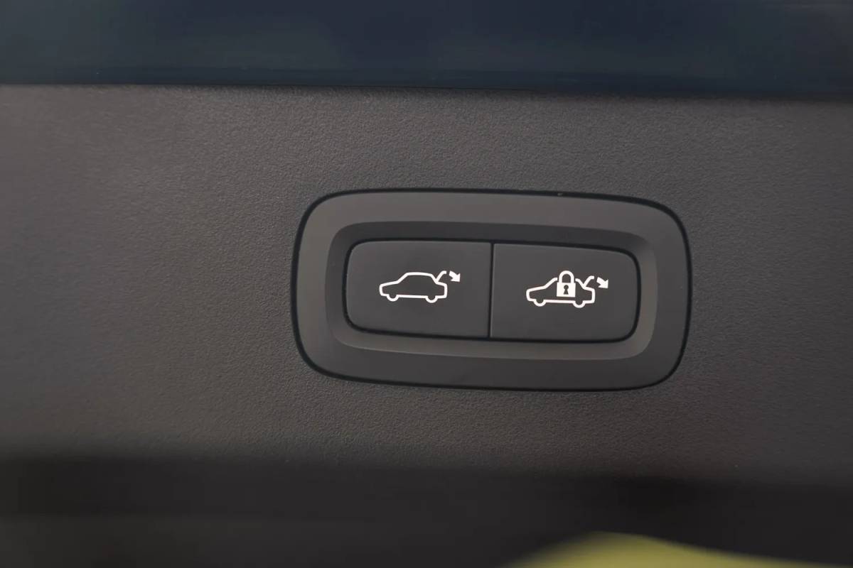 Lynk & Co 01 Lynk & Co 01 1.5 PHEV [ Zwarte hemel Panorama 360°-Camera Keyless ]