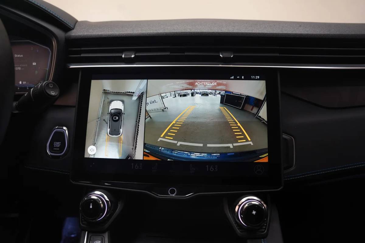 Lynk & Co 01 Lynk & Co 01 1.5 PHEV [ Zwarte hemel Panorama 360°-Camera Keyless ]
