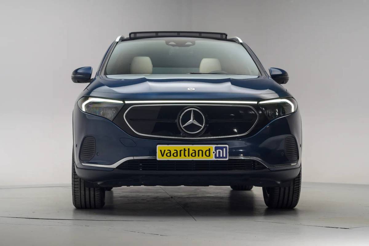 Mercedes-Benz EQA Mercedes-Benz EQA 250 Luxury Line 3-Fase [ Panoramadak Navi Camera Apple / Android leder Widescreen ]