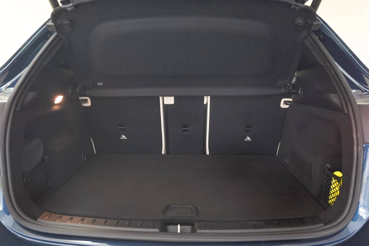 Mercedes-Benz EQA Mercedes-Benz EQA 250 Luxury Line 3-Fase [ Panoramadak Navi Camera Apple / Android leder Widescreen ]