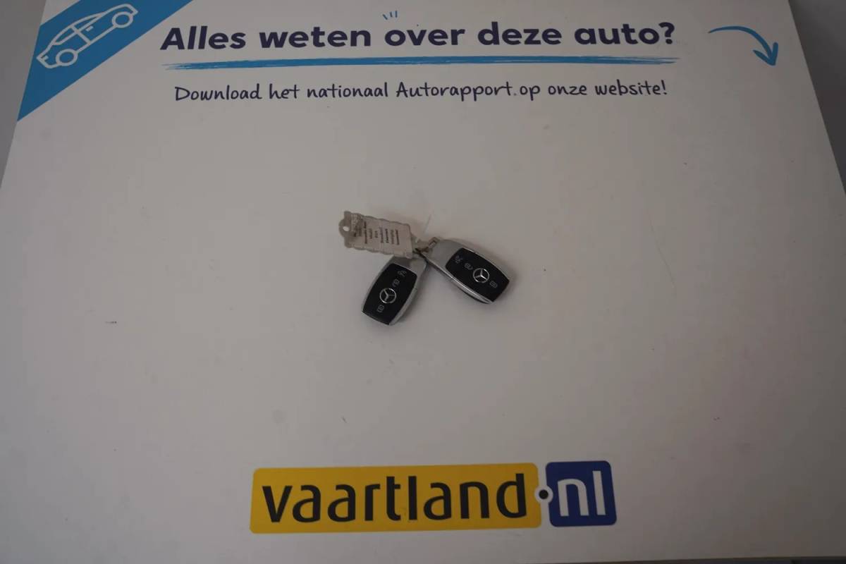 Mercedes-Benz EQA Mercedes-Benz EQA 250 Luxury Line 3-Fase [ Panoramadak Navi Camera Apple / Android leder Widescreen ]
