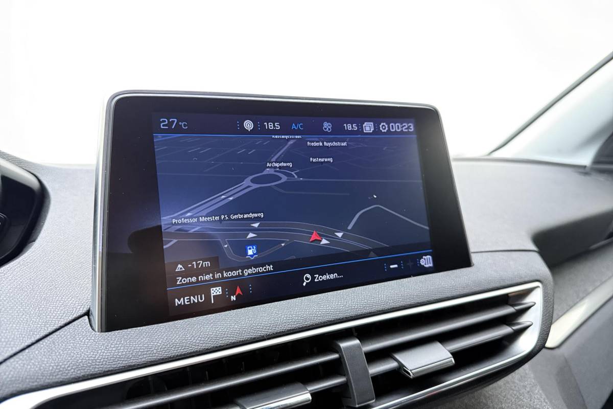 Peugeot 5008 Peugeot 5008 1.2 PureTech GT-Line | Apple carplay/Android auto | Automatische airco | Cruise control | Lichtmetalen velgen 19” | Navigatie |