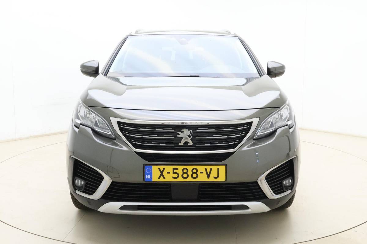 Peugeot 5008 Peugeot 5008 1.2 PureTech GT-Line | Apple carplay/Android auto | Automatische airco | Cruise control | Lichtmetalen velgen 19” | Navigatie |