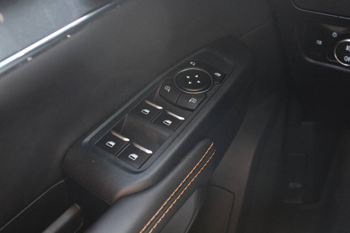 Ford Ranger Ford Ranger 2.0 Double Cab EcoBlue Wildtrak 204pk | Trekhaak | 360 graden camera | Rollertop Elektrisch | Stoelverwarming | Adaptive Cruise Control