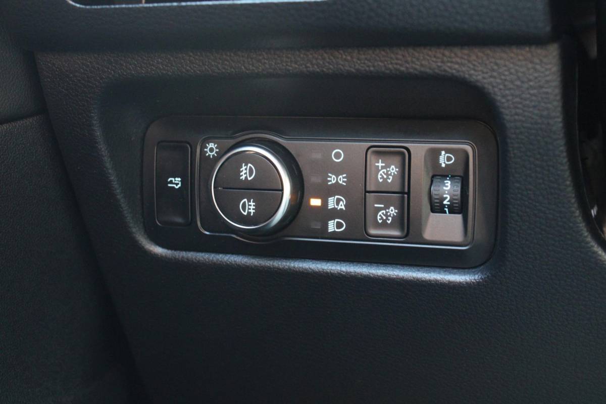 Ford Ranger Ford Ranger 2.0 Double Cab EcoBlue Wildtrak 204pk | Trekhaak | 360 graden camera | Rollertop Elektrisch | Stoelverwarming | Adaptive Cruise Control