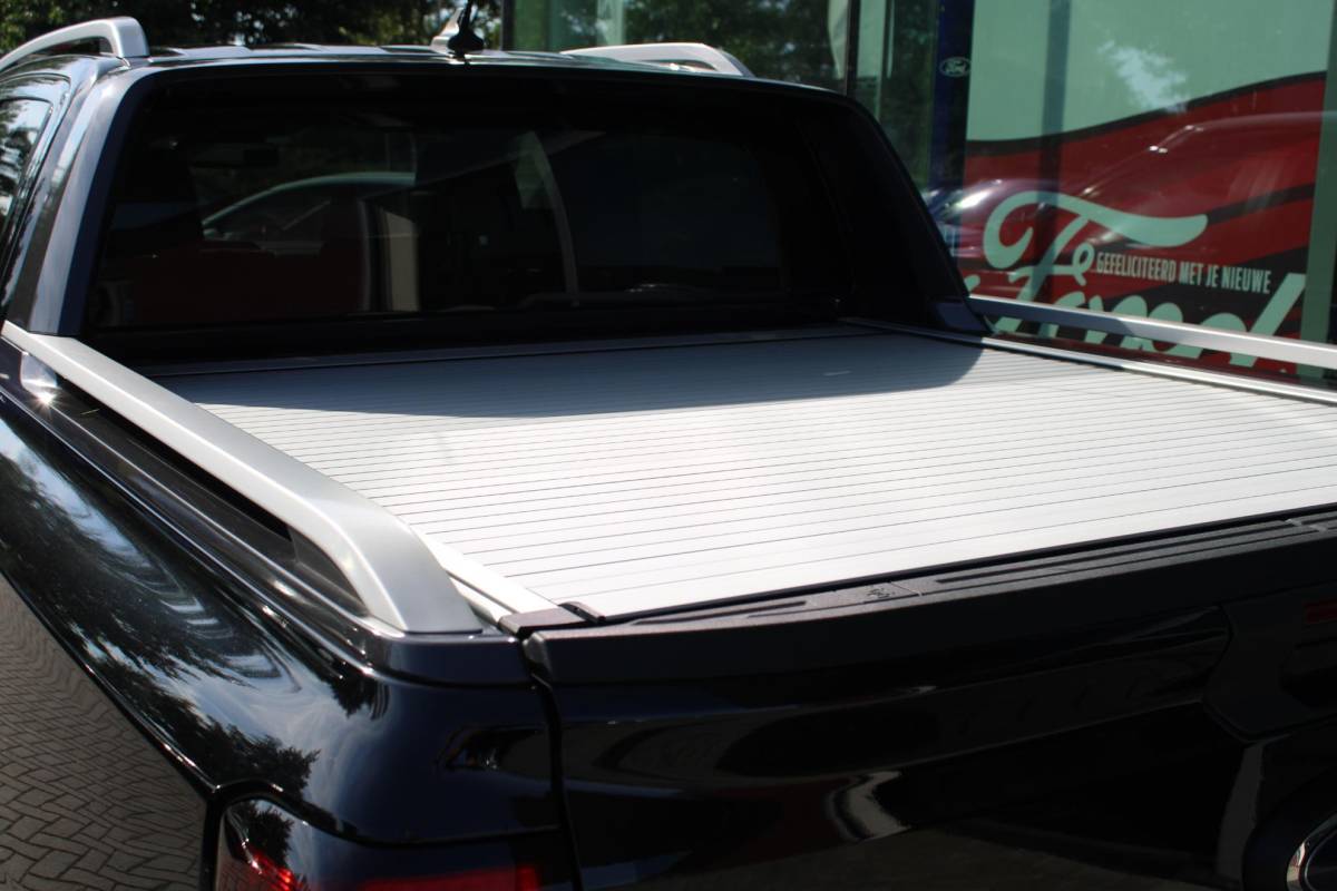 Ford Ranger Ford Ranger 2.0 Double Cab EcoBlue Wildtrak 204pk | Trekhaak | 360 graden camera | Rollertop Elektrisch | Stoelverwarming | Adaptive Cruise Control