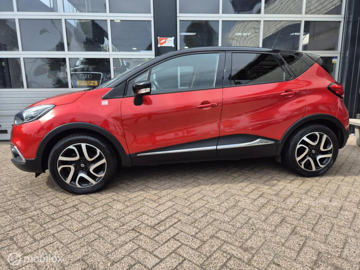 Renault Captur Renault Captur 0.9 Helly Hansen DEALERONDERHOUDEN NAP