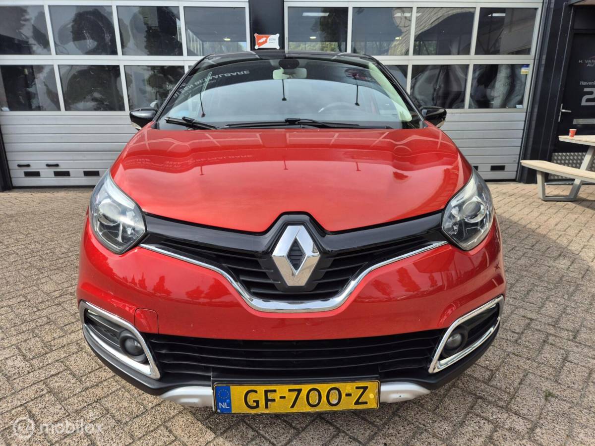 Renault Captur Renault Captur 0.9 Helly Hansen DEALERONDERHOUDEN NAP
